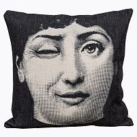 арт-подушка намек fornasetti в Энгельсе